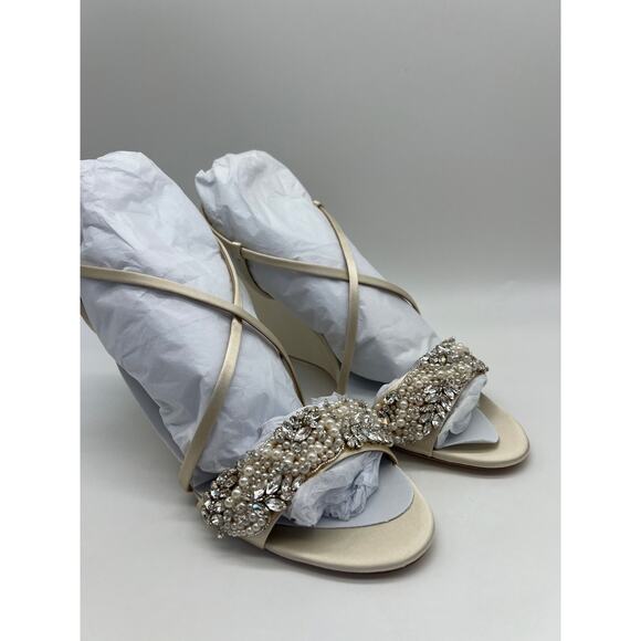 Badgley Mischka Women's Clarisa Embellished Wedge Sandal Ivory MP5243 Size 9.5 - Picture 12 of 12